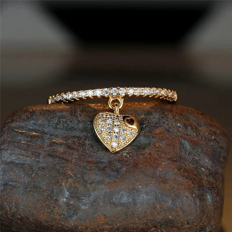 Bijoux Charm Bague fine à charm cœur dorée