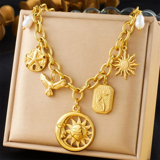 Bijoux Charm Collier à charms avec soleil et lune creux doré