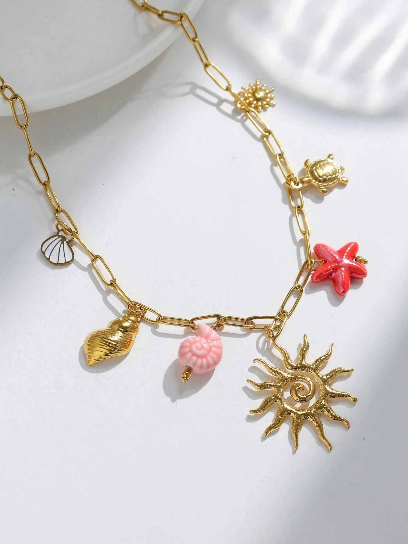Bijoux Charm Collier à charms dorées et roses
