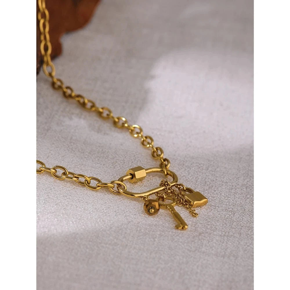 Bijoux Charm Collier charms doré cadenas et clé