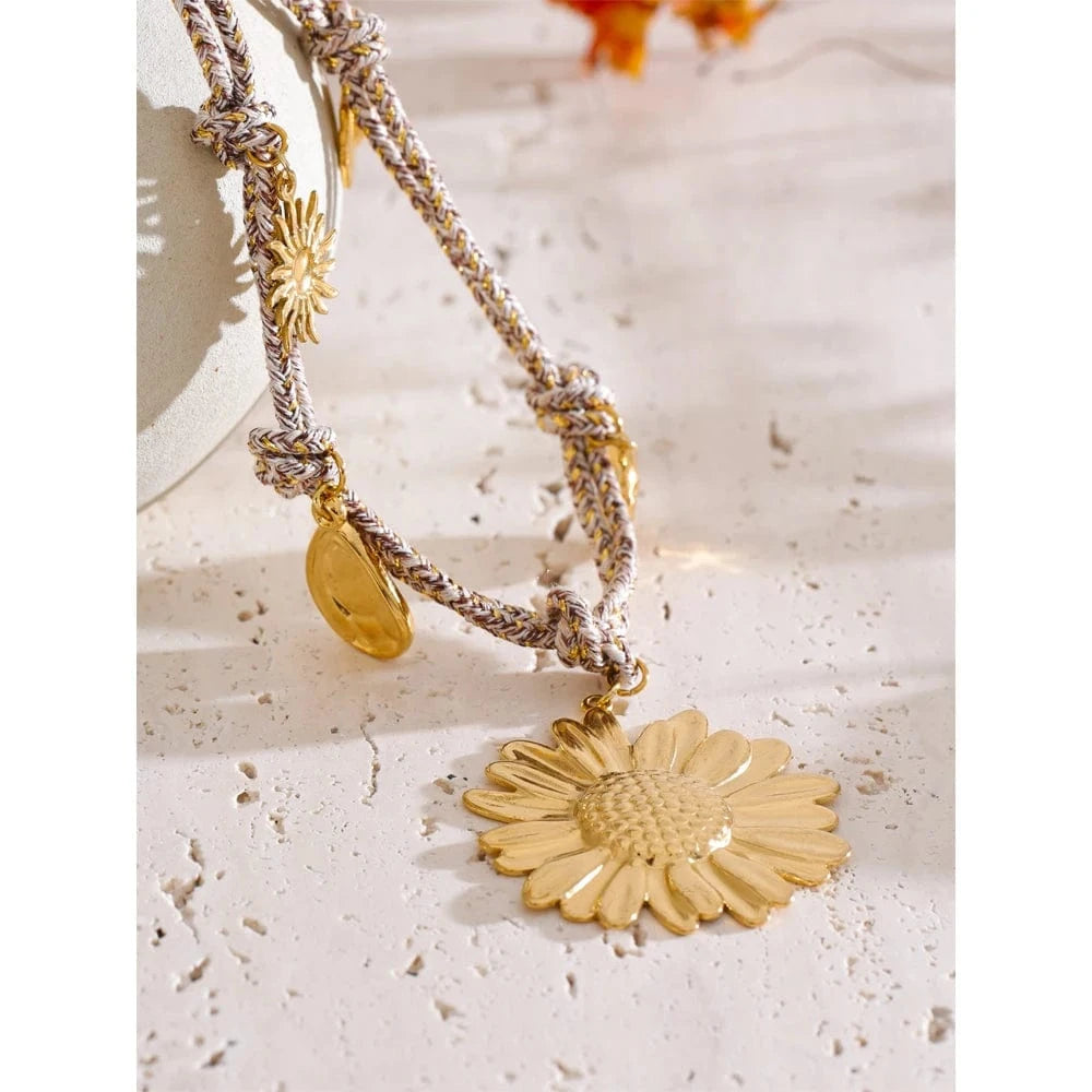 Bijoux Charm Collier Charms Fleurs Dorées et Corde