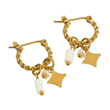 Bijoux Charm Boucles d'oreilles tressées avec charm étoile dorée et perle blanche