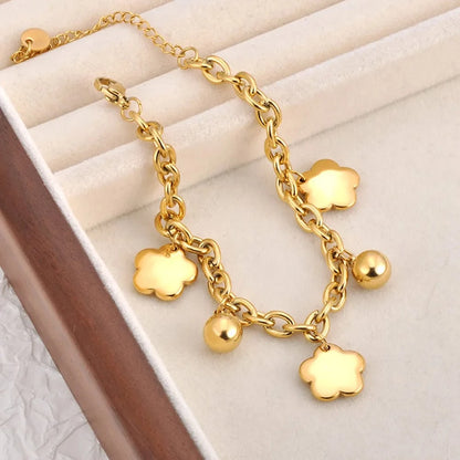 Bijoux Charm Bracelet à Charms Doré avec Trèfles et Grelots