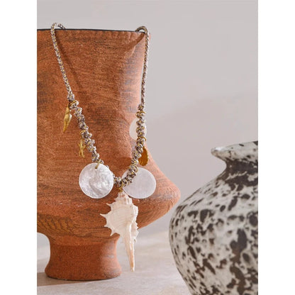 Bijoux Charm Collier à charms doré avec gros coquillage blanc