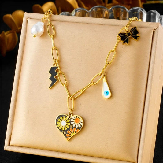 Bijoux Charm Collier à charms dorés et cœur fleuri